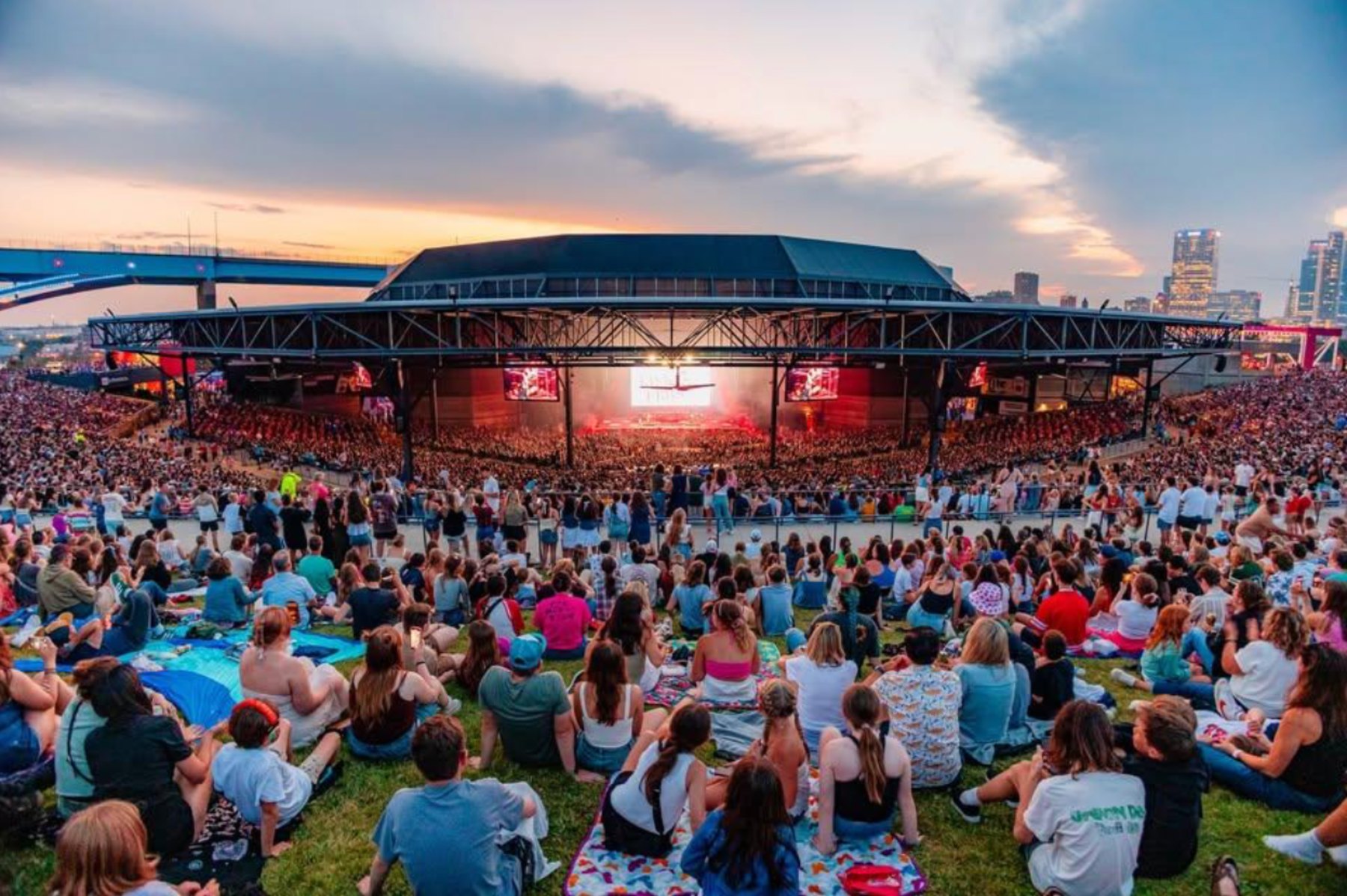 American Family Insurance Amphitheater crowd at sunset
